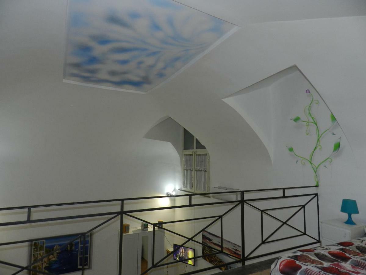 Appartamento Ai Tribunali Napoli Exterior foto