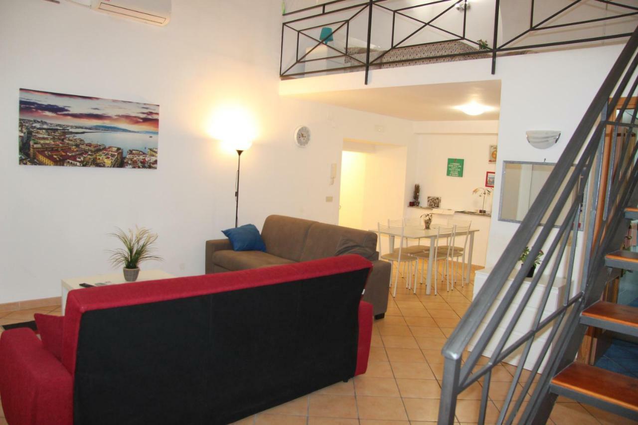 Appartamento Ai Tribunali Napoli Exterior foto