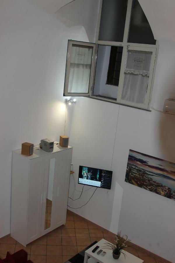 Appartamento Ai Tribunali Napoli Exterior foto